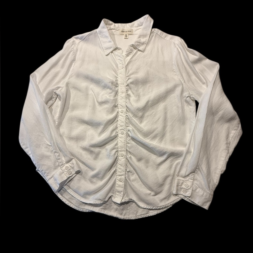 Anthropologie Cloth & Stone Classic White Button-Up Top with a Sheered front - Picture 4 of 12